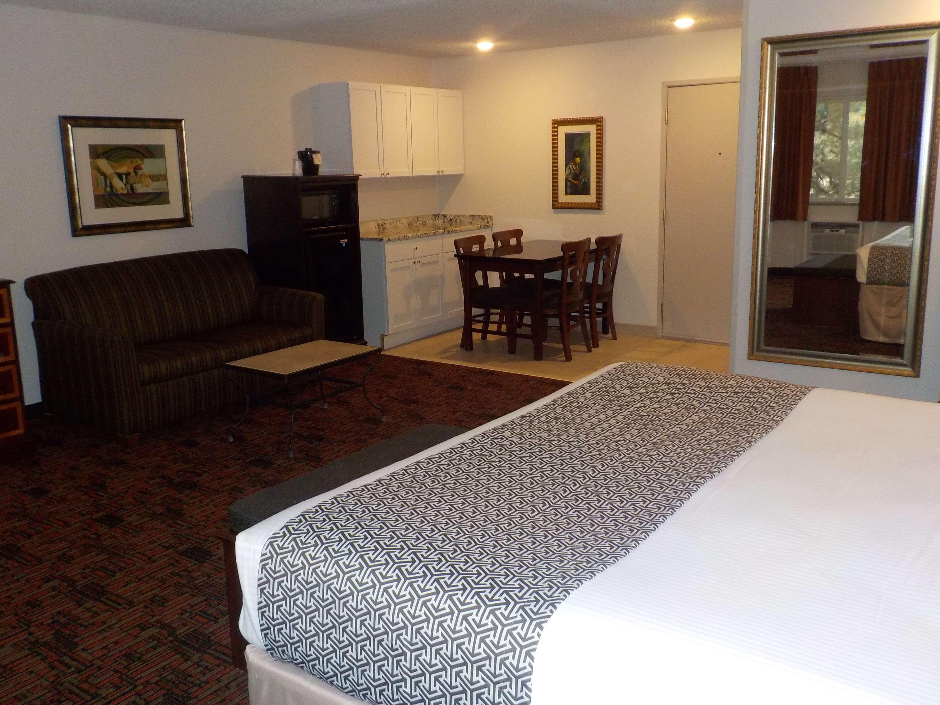 Surestay Hotel By Best Western Thomson Szoba fotó